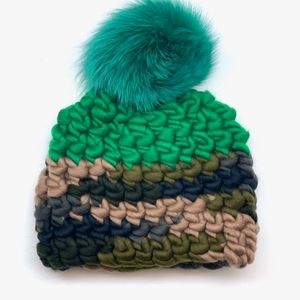 NWT Mischa Lampert Kid Size Thick Knit hat With Real Fur Pom Pom